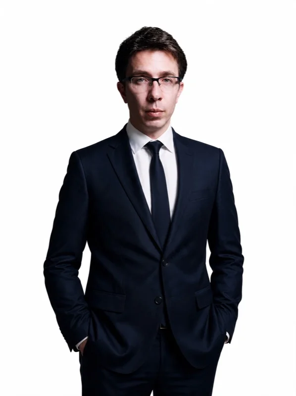 Меня зовут Александр Макаров
